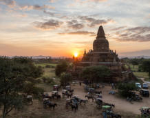 Čakanie. Bagan, Myanmar.